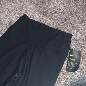 size small black nike leggings